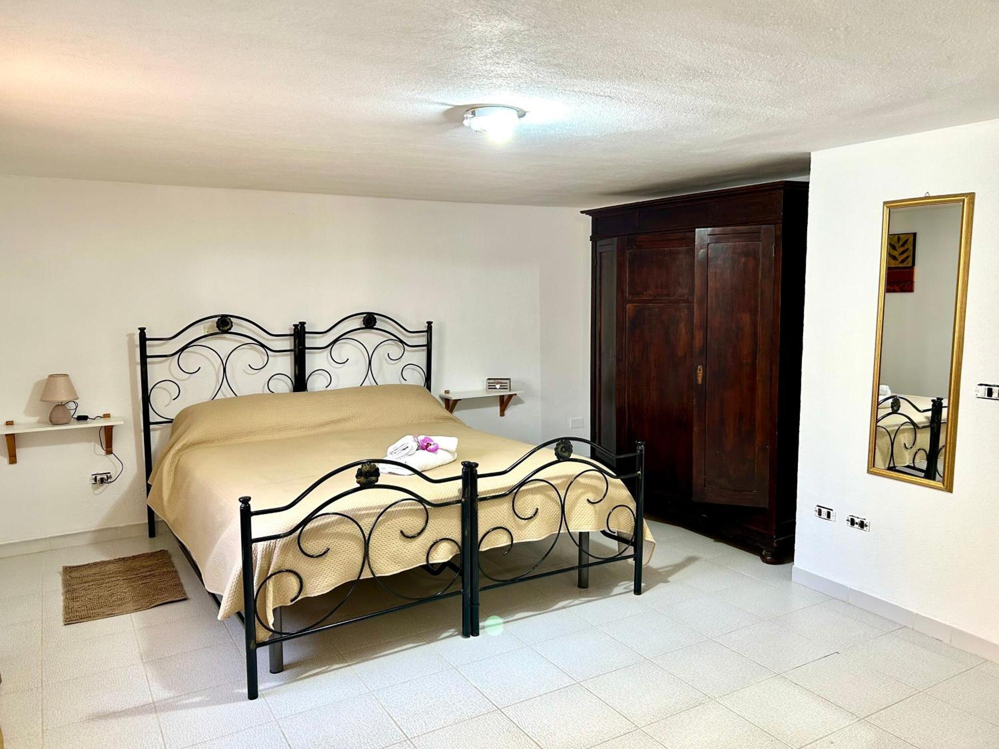 La Casa Dei Bouganville - Lo Stagnone Isole Egadi Marsala Bagian luar foto